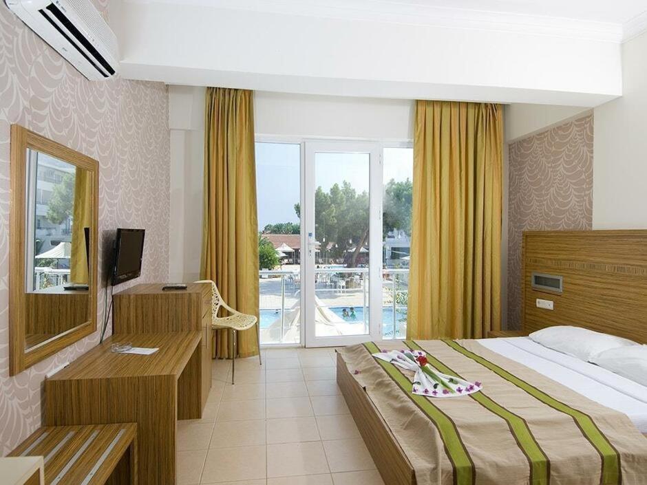 Club Marakesh Beach Hotel Beldibi  Buitenkant foto